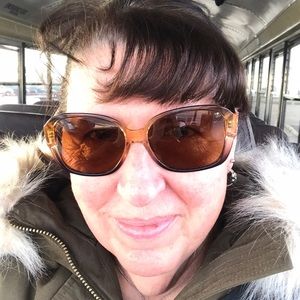 Meet your Posher, Bonnie